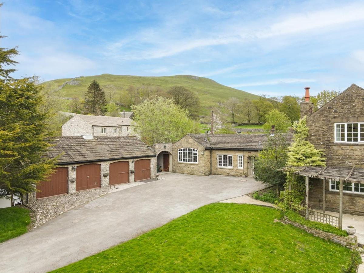 Central Malham Wellbeing Escape Hot Tub & Studio Eksteriør bilde