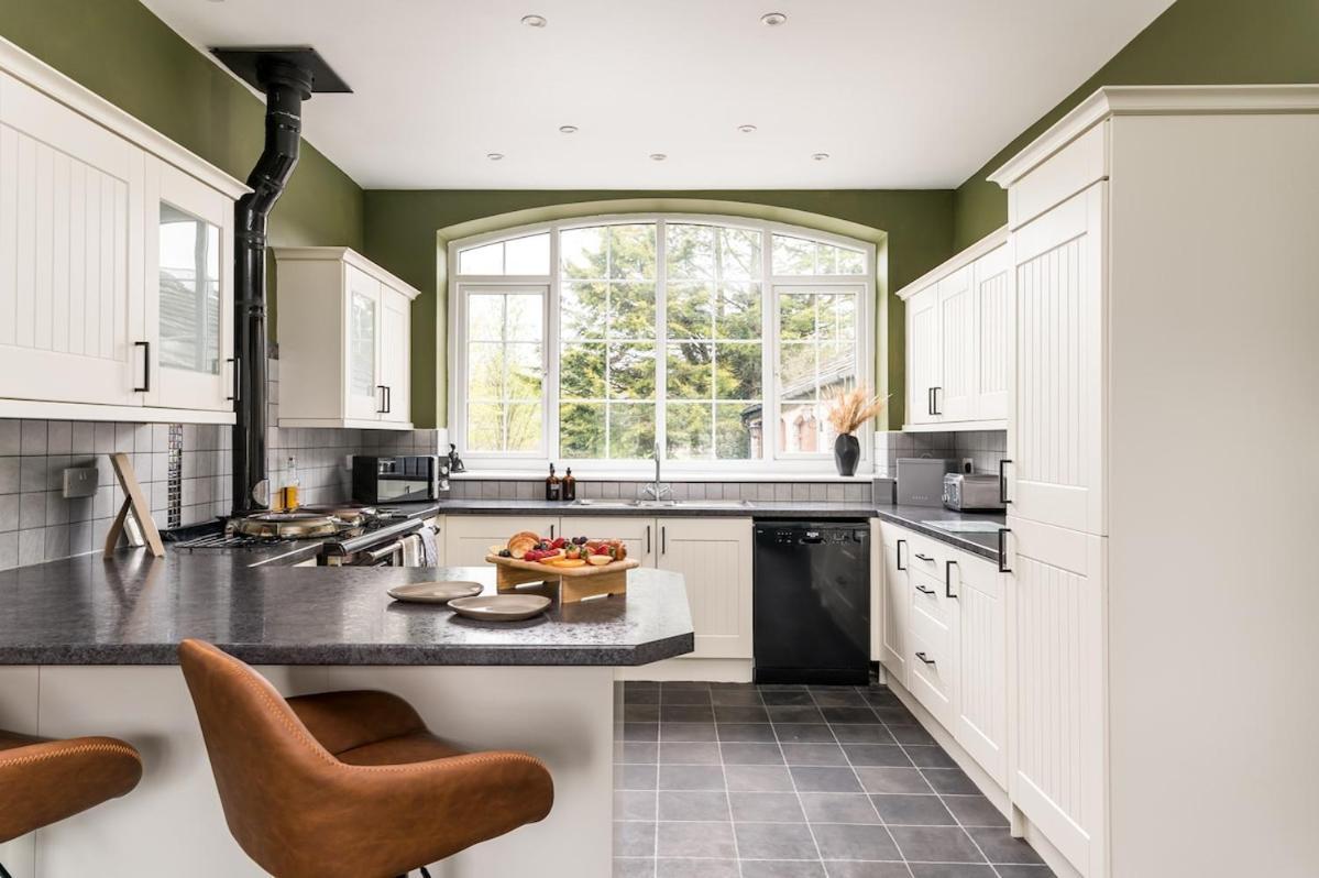 Central Malham Wellbeing Escape Hot Tub & Studio Eksteriør bilde